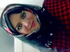 Arab Hijabi Whore Dancing